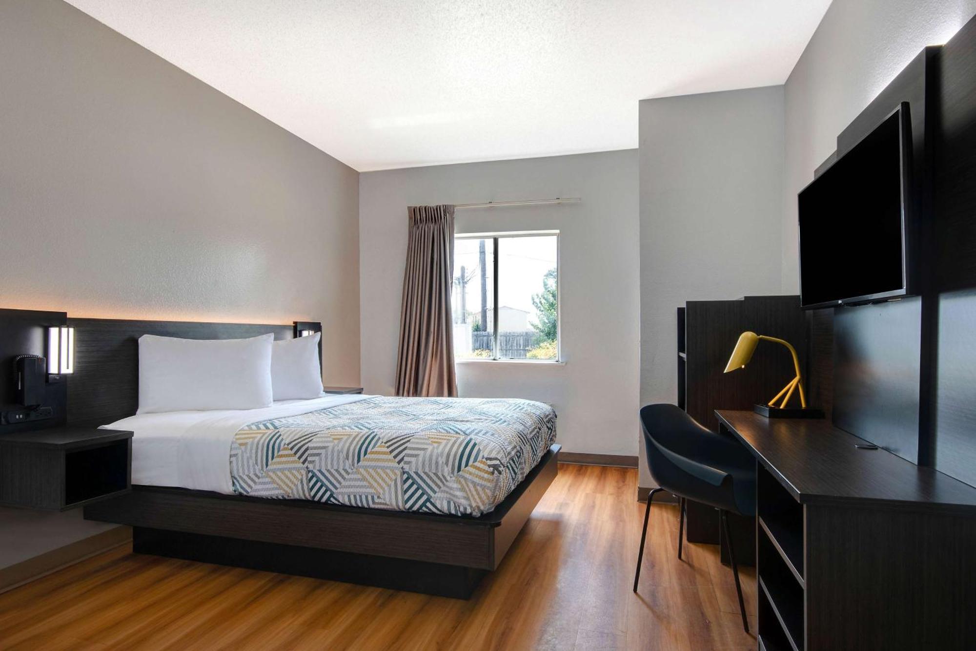 Motel 6-San Antonio, Tx - South Екстериор снимка